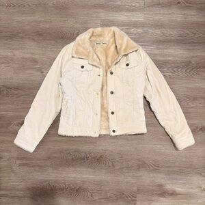 Twenty/Twenty Sherpa Lined Corduroy
Women 's Jacket Size Small